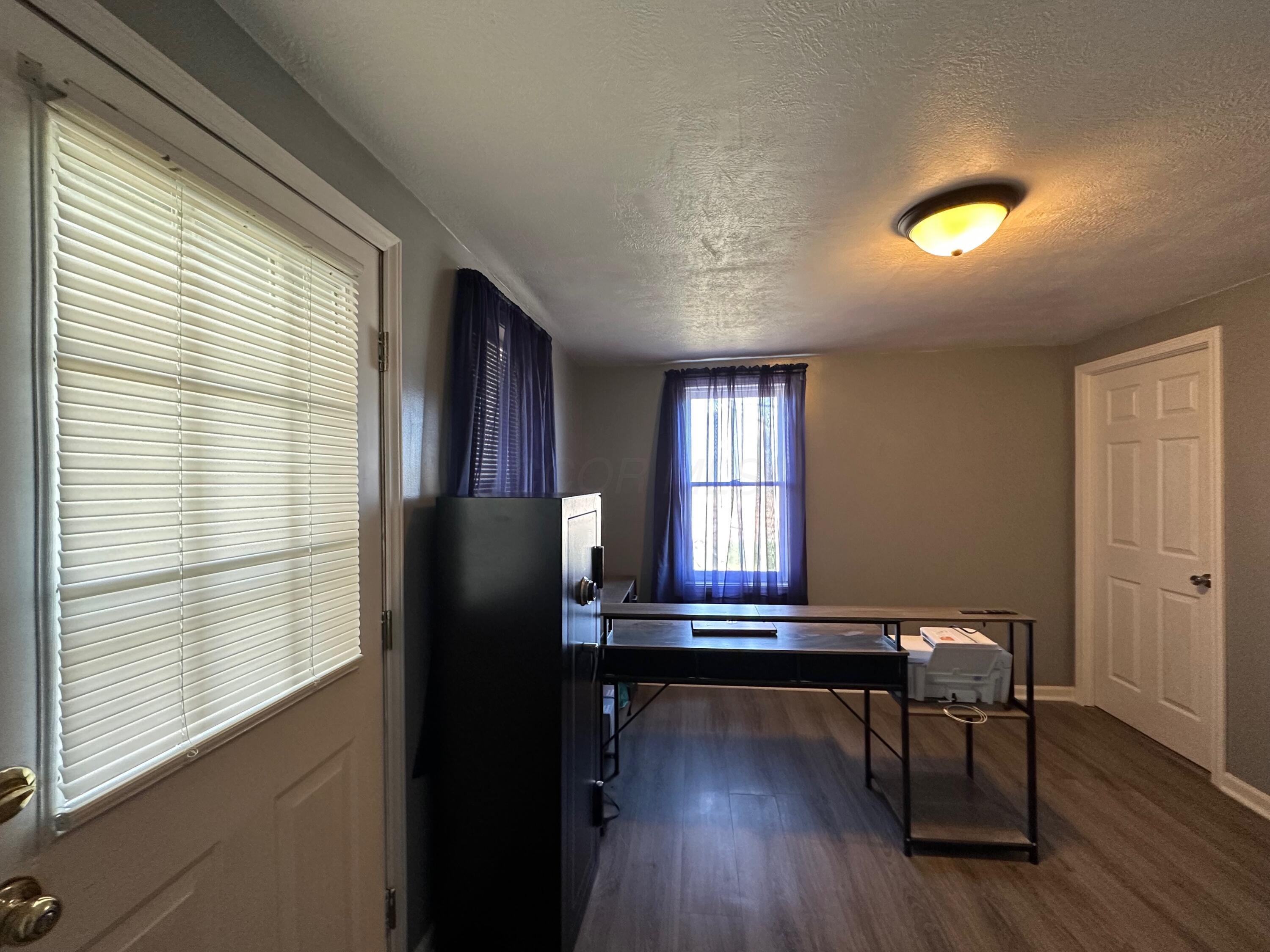 10367 Quaker Road Fredericktown, OH 43019 - Photo 18 of 34 1st floor Office