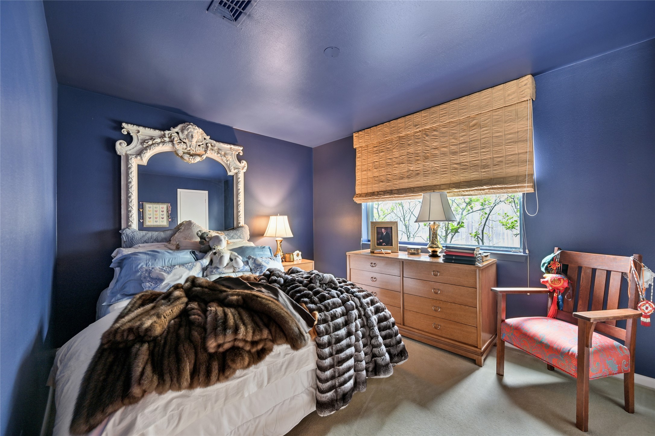 435 Flint Point Drive Piney Point Village, TX 77024 - Photo 16 of 32 a bed room with a bed and a chair