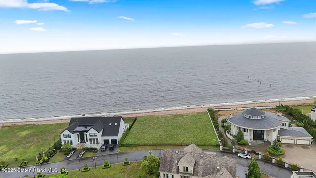 a view of outside space