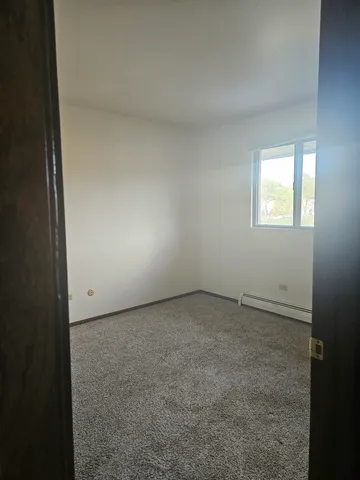 $1,295 | 1253 Getzelman Drive, Unit 1N, Elgin, IL 60123