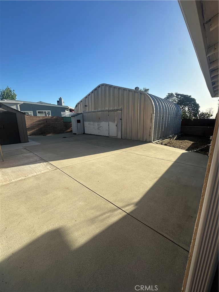 7918 Kyle Street Sunland, CA 91040 - Photo 13 of 18 a terrace view