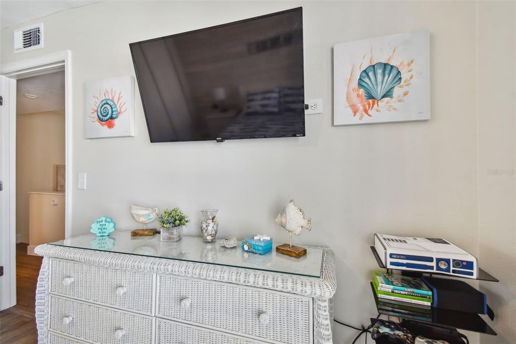 315 Medallion Boulevard, Unit E Madeira Beach, FL 33708 - Photo 39 of 78