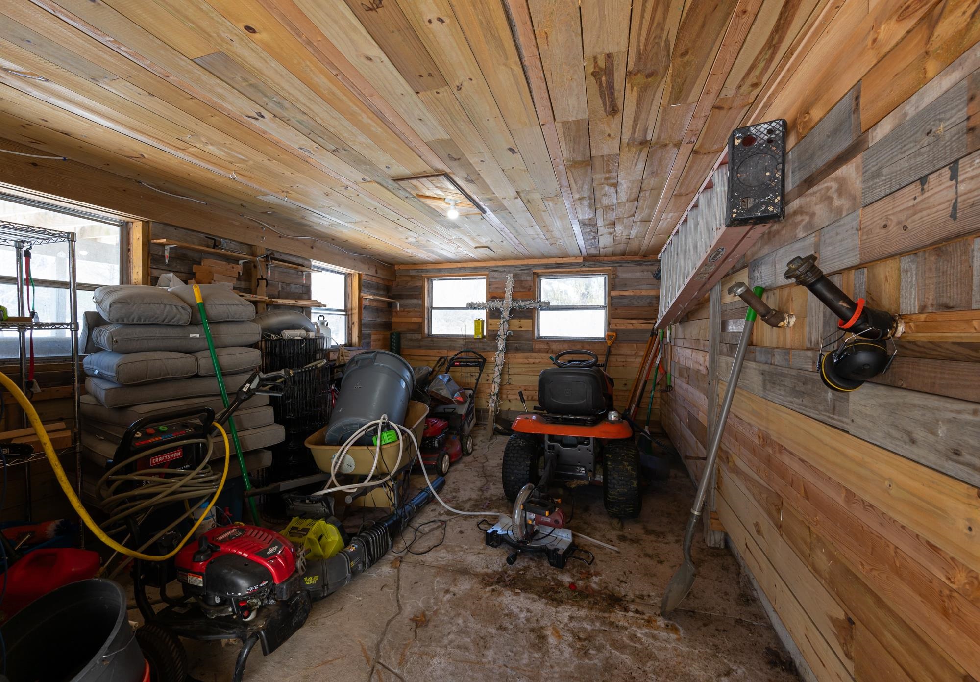 8 Bean Road Merrimack, NH 03054 - Photo 31 of 48