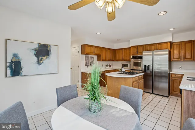 $965,000 | 11928 Parkside Drive, Fairfax, VA 22033