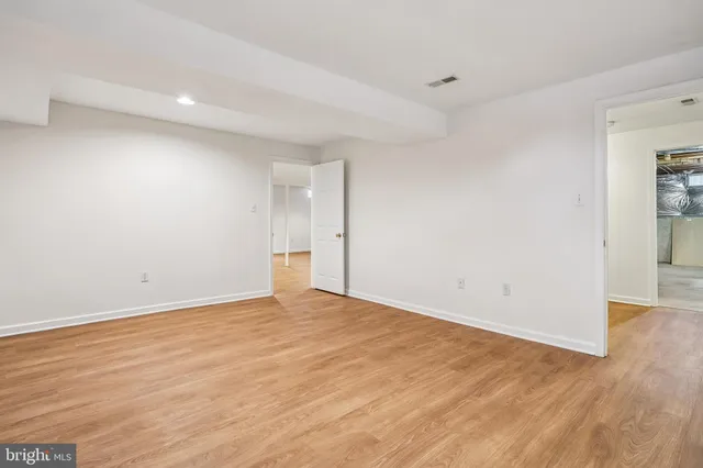 $965,000 | 11928 Parkside Drive, Fairfax, VA 22033