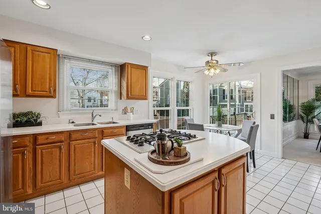 $965,000 | 11928 Parkside Drive, Fairfax, VA 22033