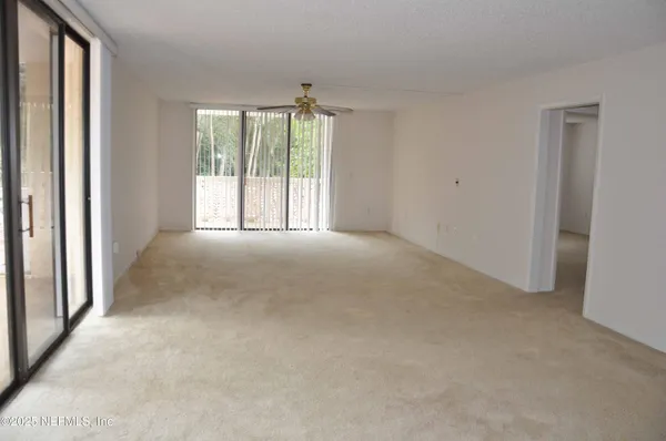 $399,999 | 1820 Sevilla Boulevard West, Unit 211, Atlantic Beach, FL 32233