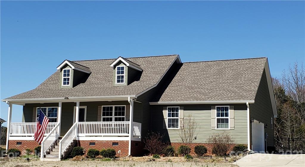 588 East Old Limestone Road York, SC 29745 - Photo 3 of 29 Gallery Image 3