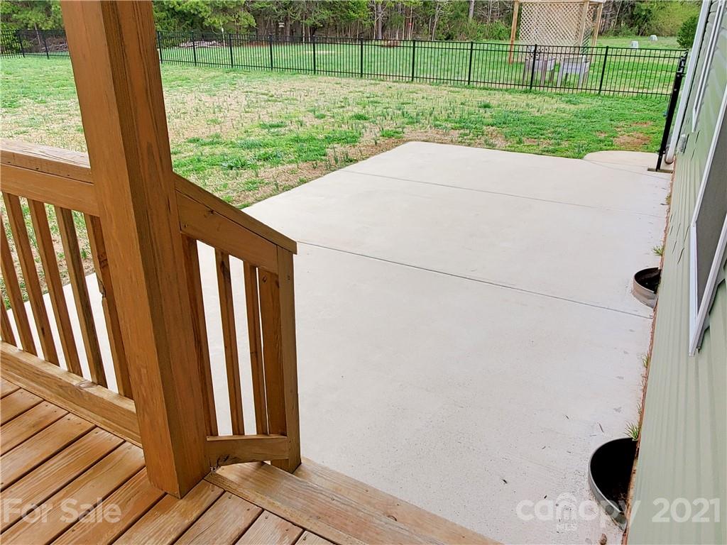588 East Old Limestone Road York, SC 29745 - Photo 28 of 29 Gallery Image 28