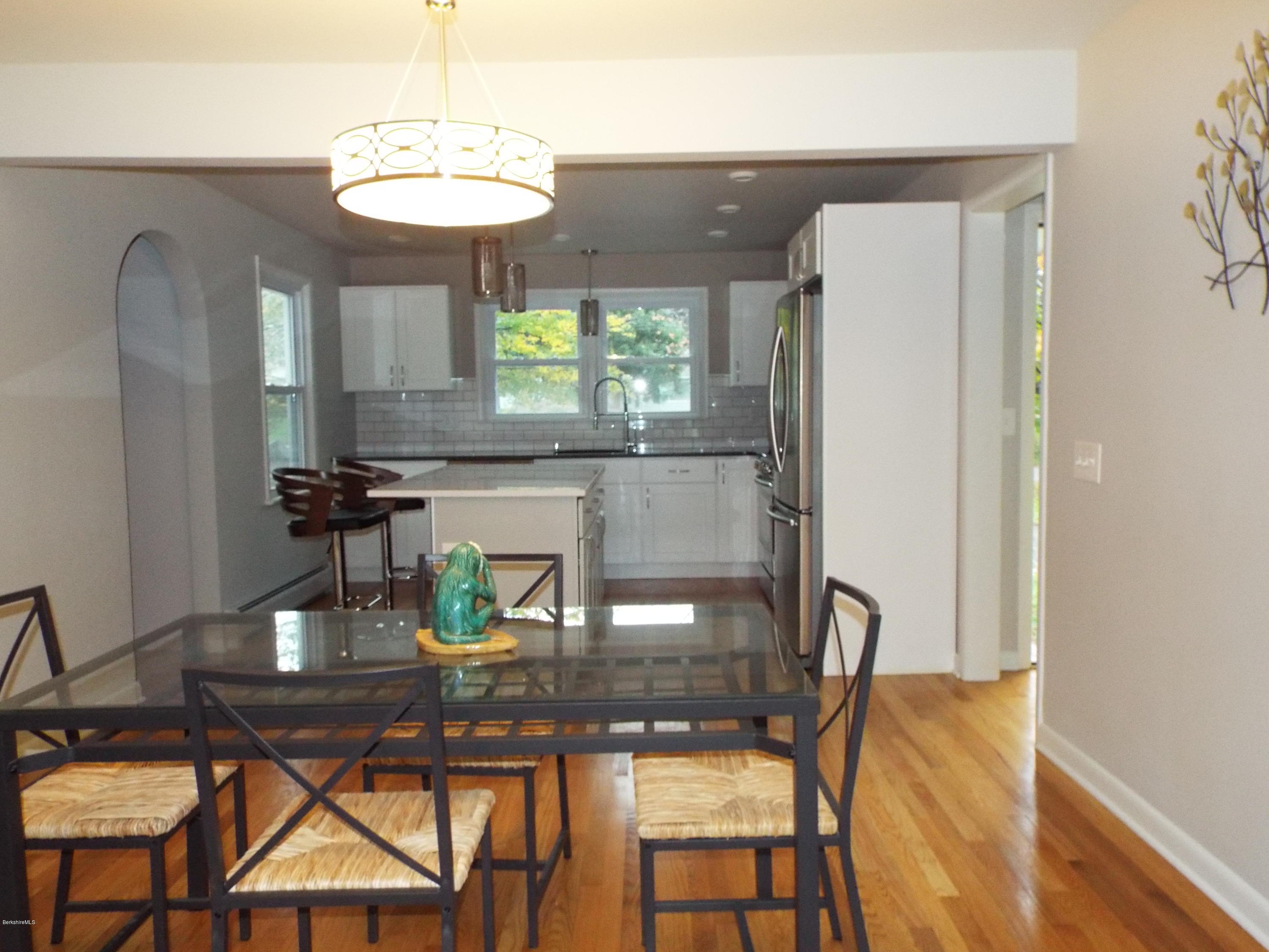 87 Kittredge Road Pittsfield, MA 01201 - Photo 9 of 31 Din,Kitchen