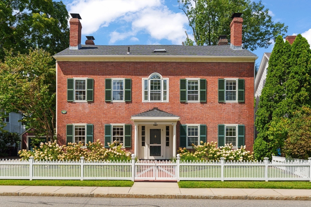 31 Court Street Dedham, MA 02026 - Photo 1 of 42