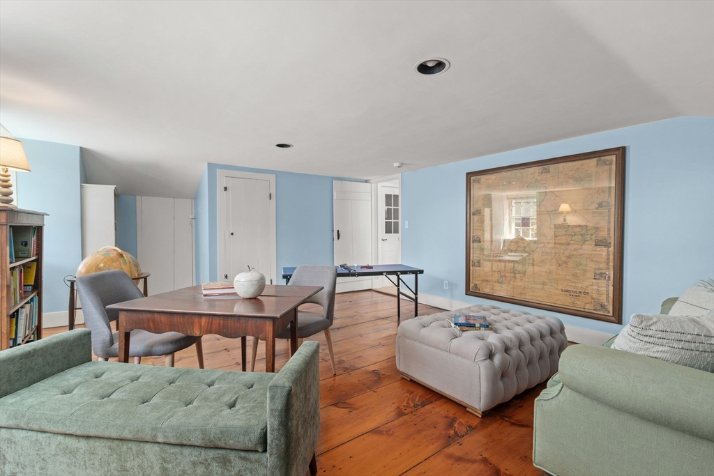 31 Court Street Dedham, MA 02026 - Photo 29 of 42