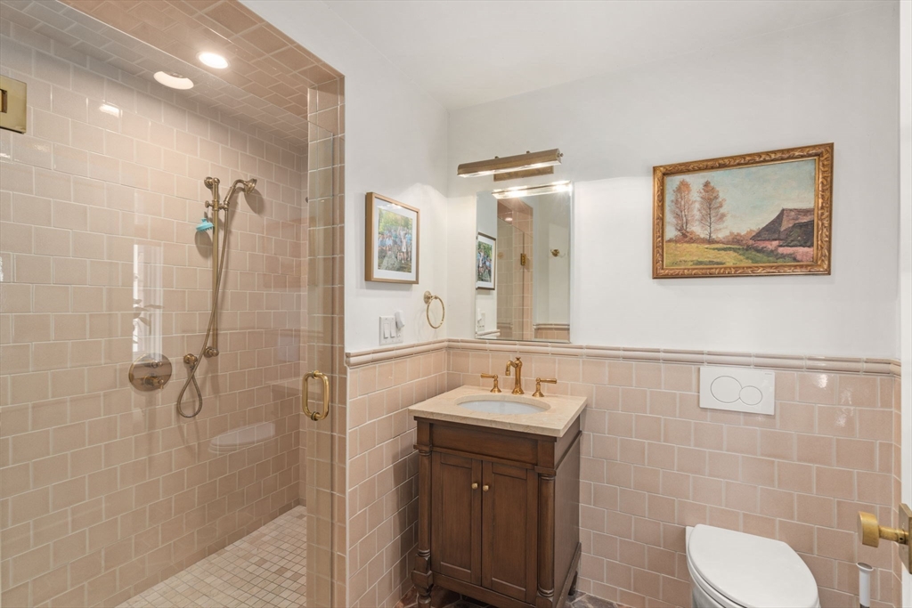 31 Court Street Dedham, MA 02026 - Photo 39 of 42