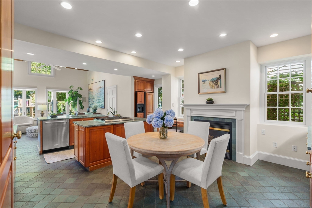 31 Court Street Dedham, MA 02026 - Photo 10 of 42