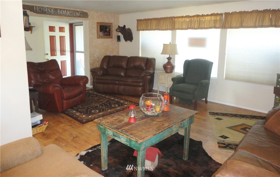 104 Moon Hill Road Chehalis, WA 98532 - Photo 5 of 24