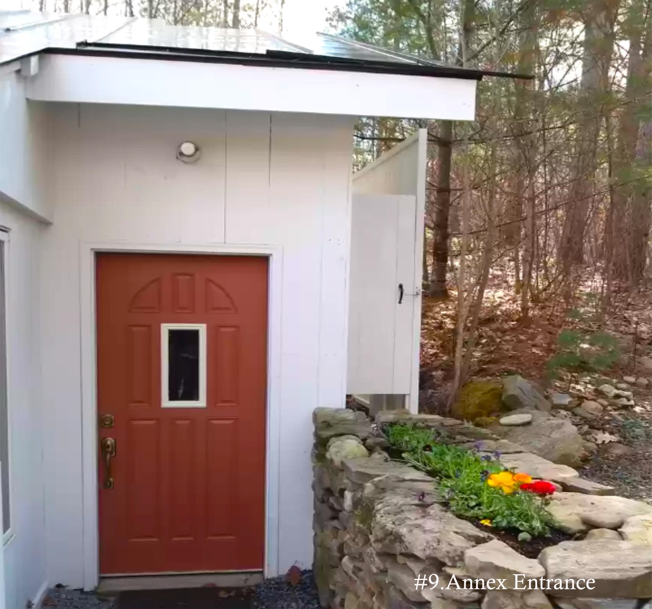 498 New Boston Road Norwich, VT 05055 - Photo 9 of 32