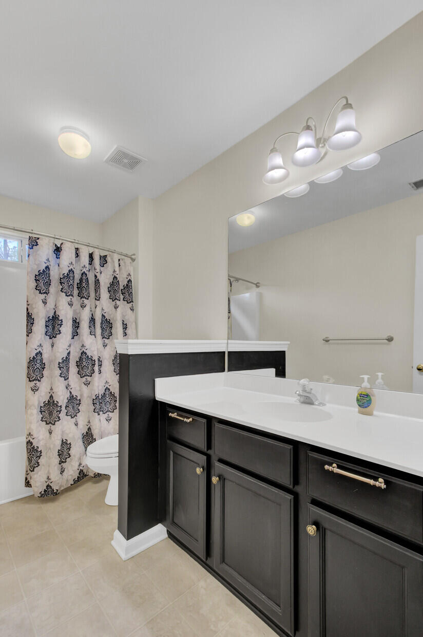 135 Old Course Road Summerville, SC 29485 - Photo 31 of 52 Full Guest Bath