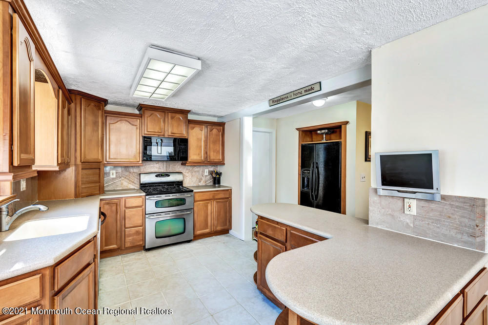 1128 Deal Road Asbury Park, NJ 07712 - Photo 18 of 49 022_dsc00764