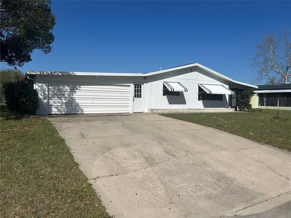 $1,400 | 10400 Southwest 98th Avenue, Ocala, FL 34481