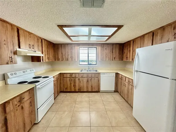 $1,400 | 10400 Southwest 98th Avenue, Ocala, FL 34481