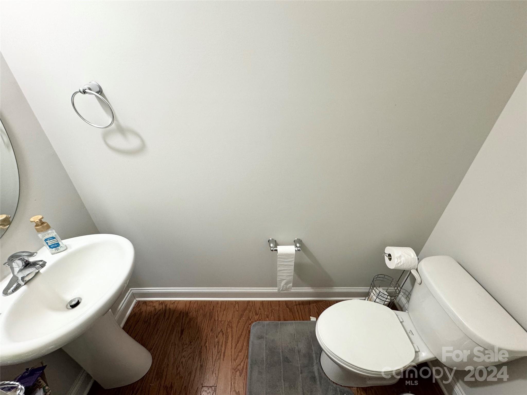 9330 Inverness Bay Road Charlotte, NC 28278 - Photo 16 of 36 Gallery Image 16