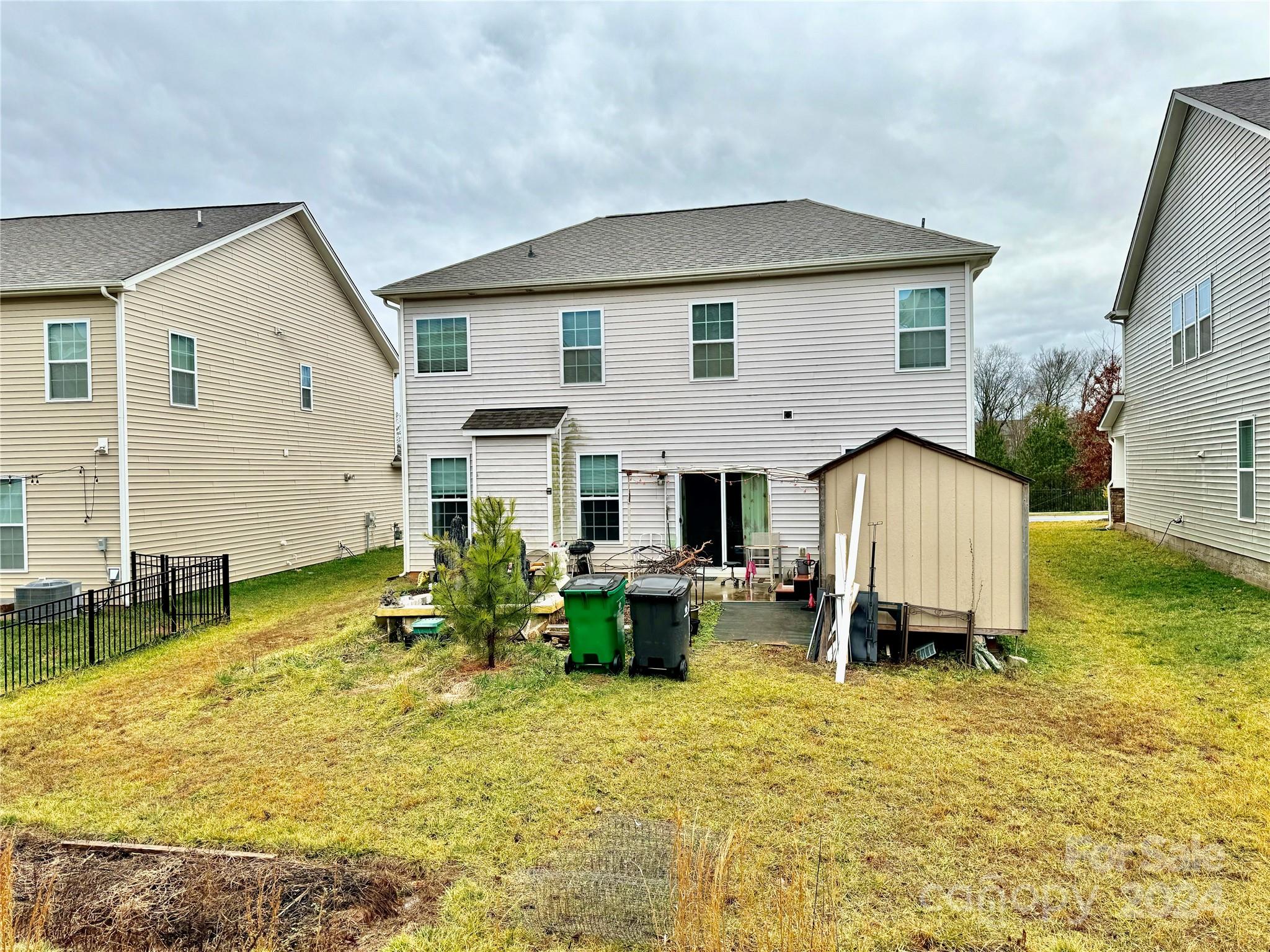 9330 Inverness Bay Road Charlotte, NC 28278 - Photo 32 of 36 Gallery Image 32
