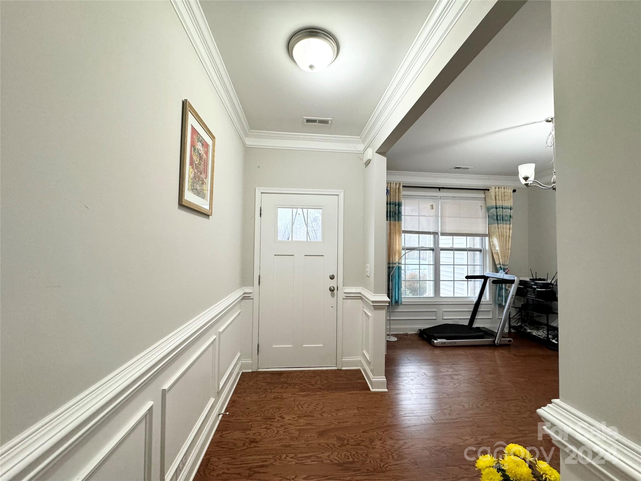 9330 Inverness Bay Road Charlotte, NC 28278 - Photo 4 of 36 Gallery Image 4