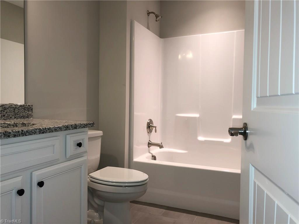 3401 Amber Mdws Road, Unit 1 High Point, NC 27265 - Photo 17 of 28