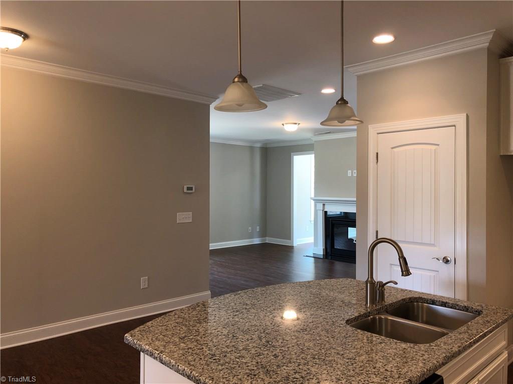 3401 Amber Mdws Road, Unit 1 High Point, NC 27265 - Photo 7 of 28