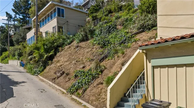 a view of a house with a park