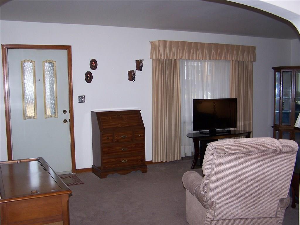 415 Shadyhill Road Pittsburgh, PA 15205 - Photo 3 of 25 Gallery Image 3