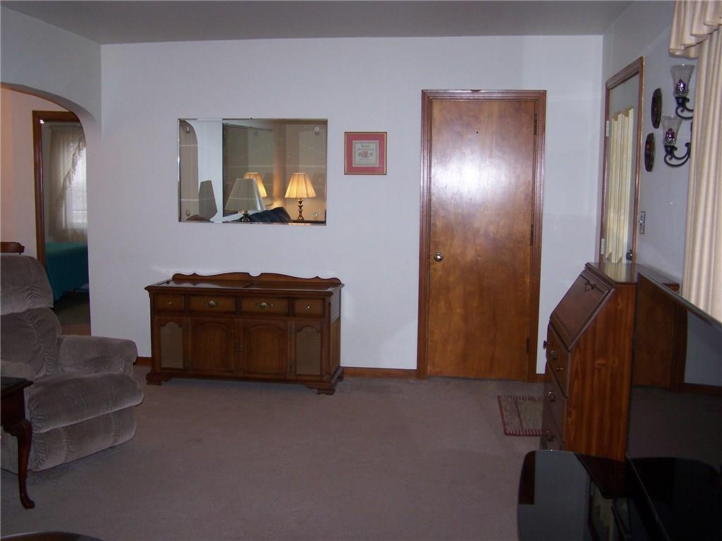 415 Shadyhill Road Pittsburgh, PA 15205 - Photo 4 of 25 Gallery Image 4