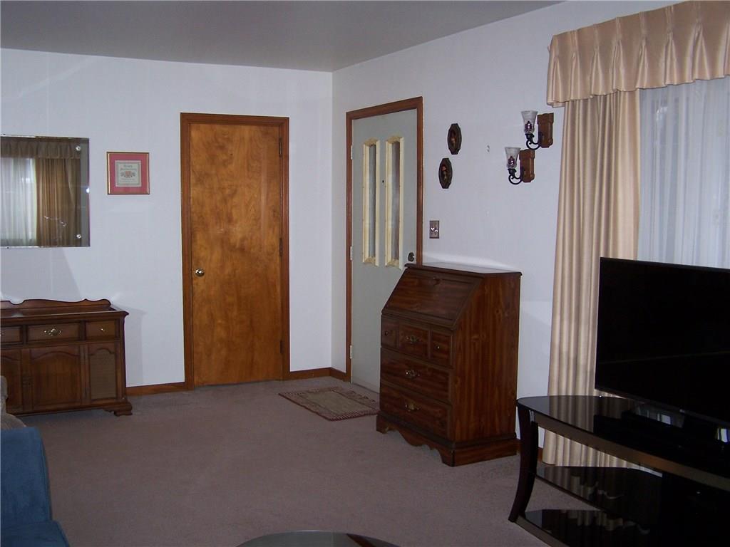 415 Shadyhill Road Pittsburgh, PA 15205 - Photo 5 of 25 Gallery Image 5