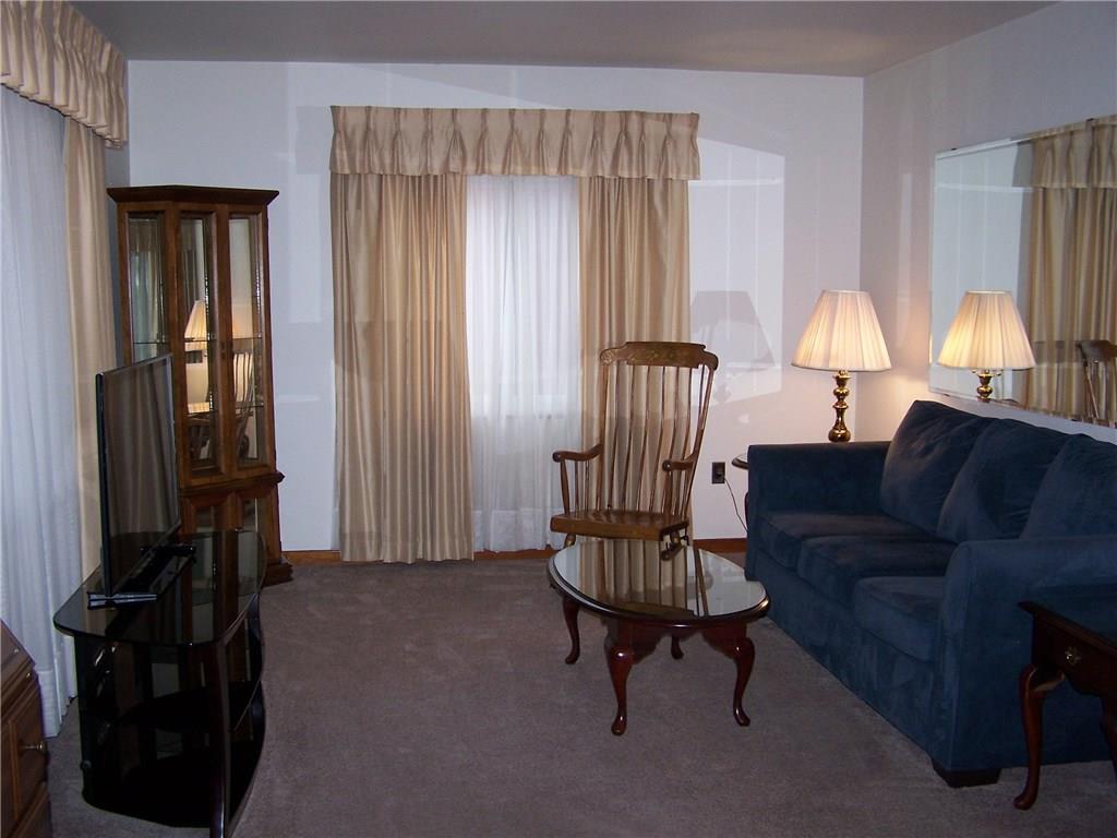415 Shadyhill Road Pittsburgh, PA 15205 - Photo 6 of 25 Gallery Image 6