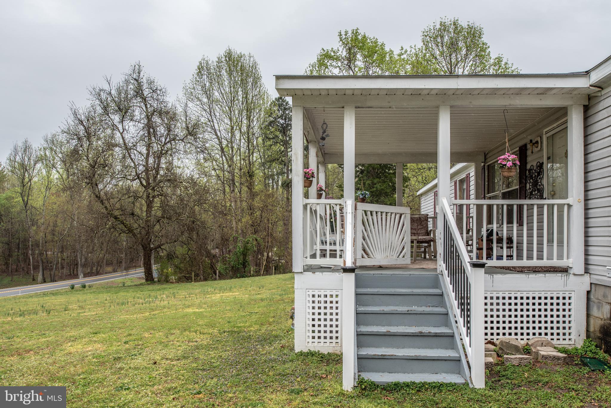 9291 Caledon Road King George, VA 22485 - Photo 3 of 16 Entrance via front porch