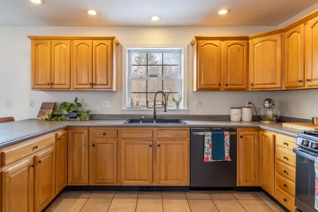 $454,900 | 52 Mechanic Street, Winterport, ME 04496