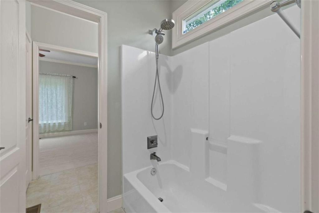 124 Sweet Water Ridge Hoschton, GA 30548 - Photo 46 of 77 Gallery Image 46