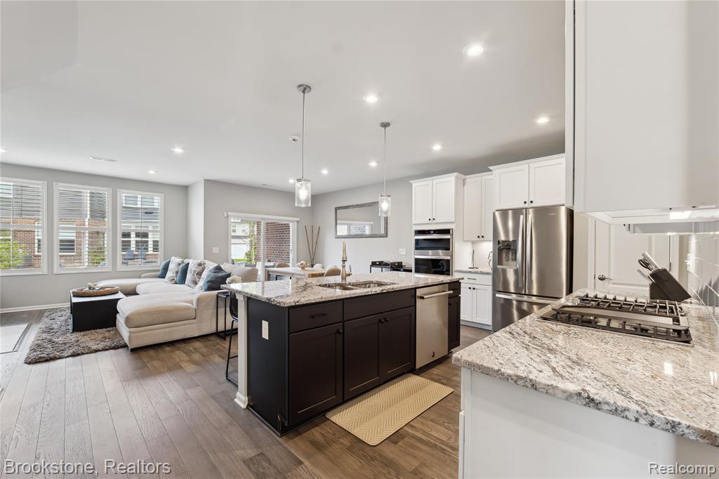 765 Hummingbird Drive Rochester Hills, MI 48307 - Photo 12 of 47