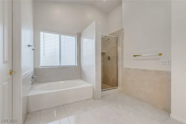 $2,650 | 2713 Chokecherry Avenue, Henderson, NV 89074