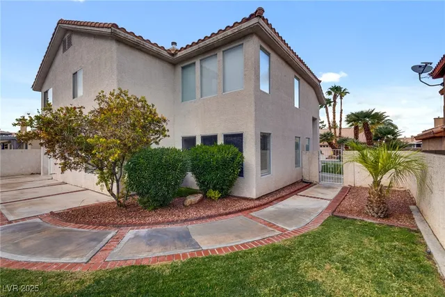 $2,650 | 2713 Chokecherry Avenue, Henderson, NV 89074