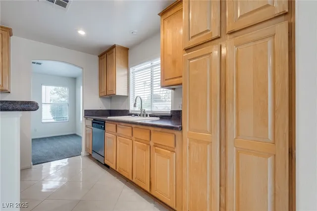 $2,650 | 2713 Chokecherry Avenue, Henderson, NV 89074