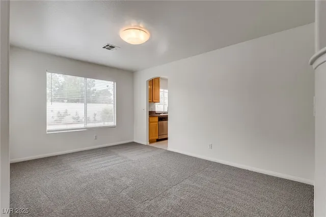 $2,650 | 2713 Chokecherry Avenue, Henderson, NV 89074