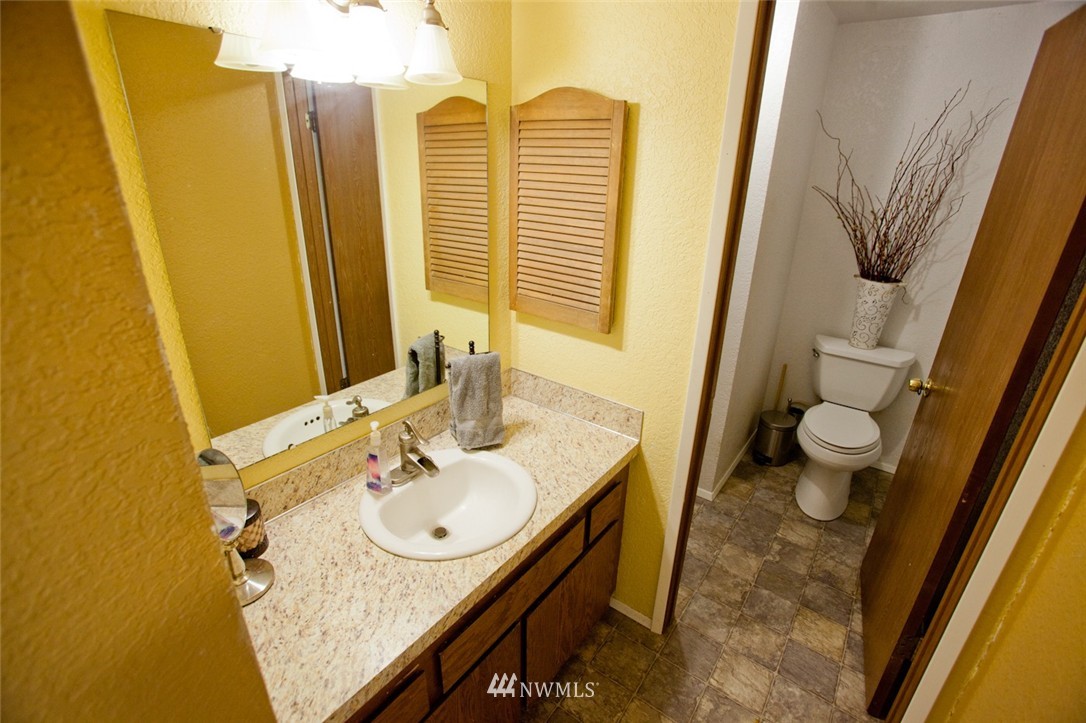 3840 Magrath Road Bellingham, WA 98226 - Photo 15 of 25