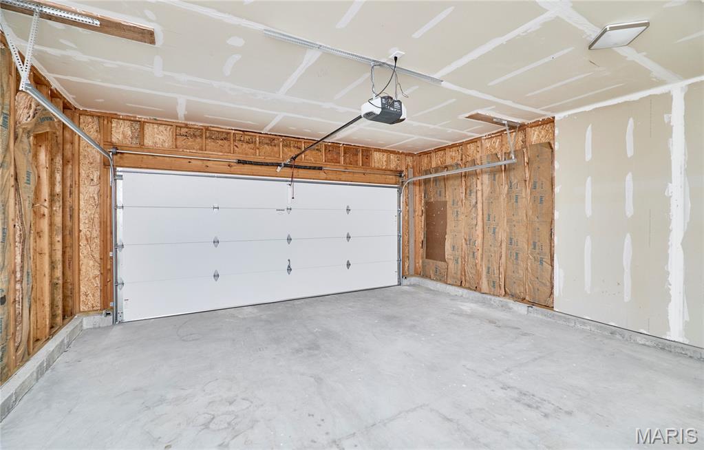 70 Round Table Court Winfield, MO 63389 - Photo 25 of 35