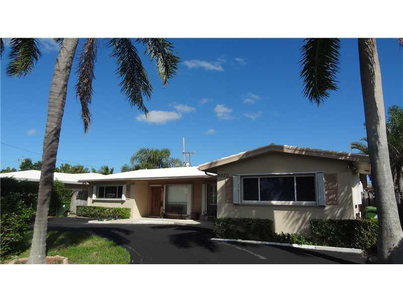 5922 Northeast 17th Road Fort Lauderdale, FL 33334 - Photo 1 of 17 Exterior Front