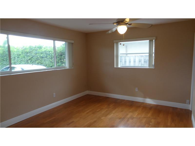 5922 Northeast 17th Road Fort Lauderdale, FL 33334 - Photo 8 of 17 Bedroom Master