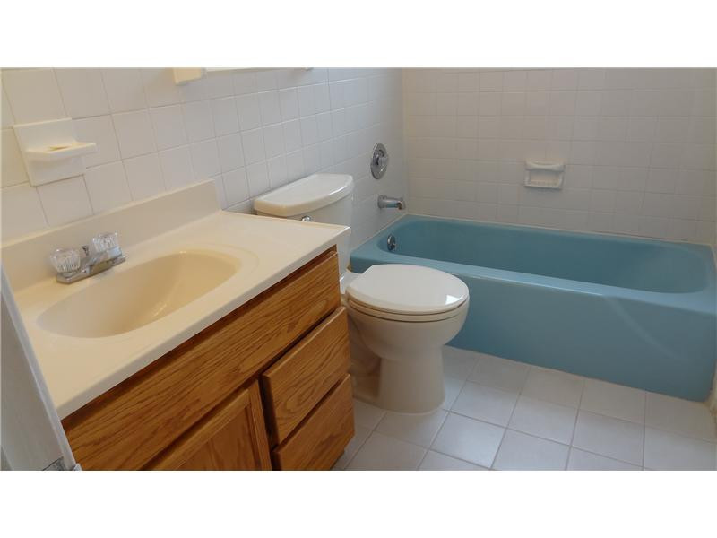 5922 Northeast 17th Road Fort Lauderdale, FL 33334 - Photo 9 of 17 Bathroom