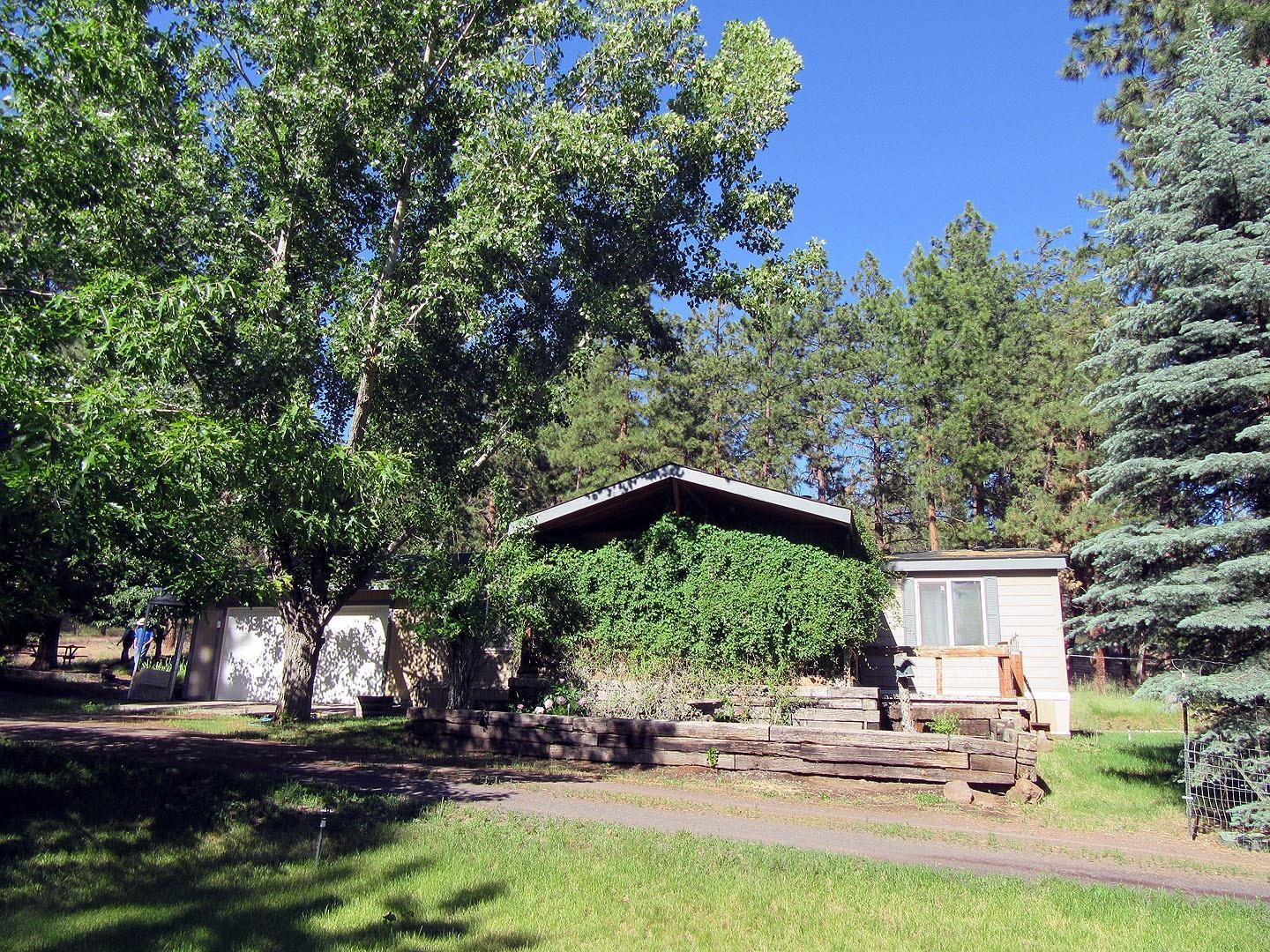28045 Petersteiner Road Bonanza, OR 97623 - Photo 1 of 33 Primary Photo