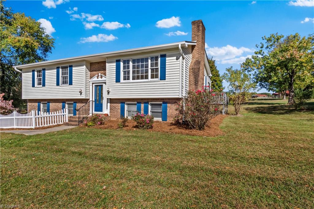 1180 Falkenberry Road King, NC 27021 - Photo 3 of 40