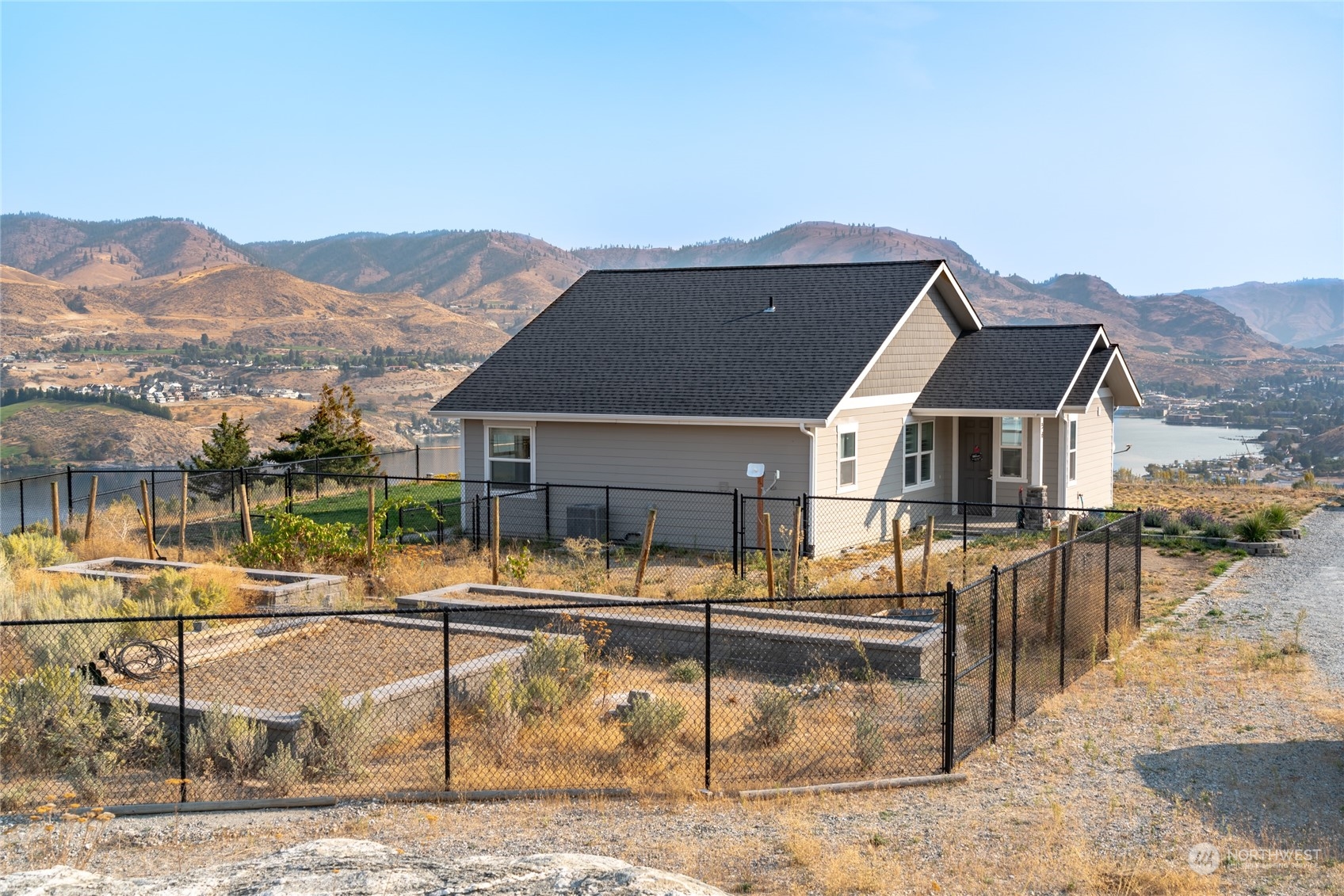 56 Chelan Butte Road Chelan, WA 98816 - Photo 25 of 35 Gallery Image 25
